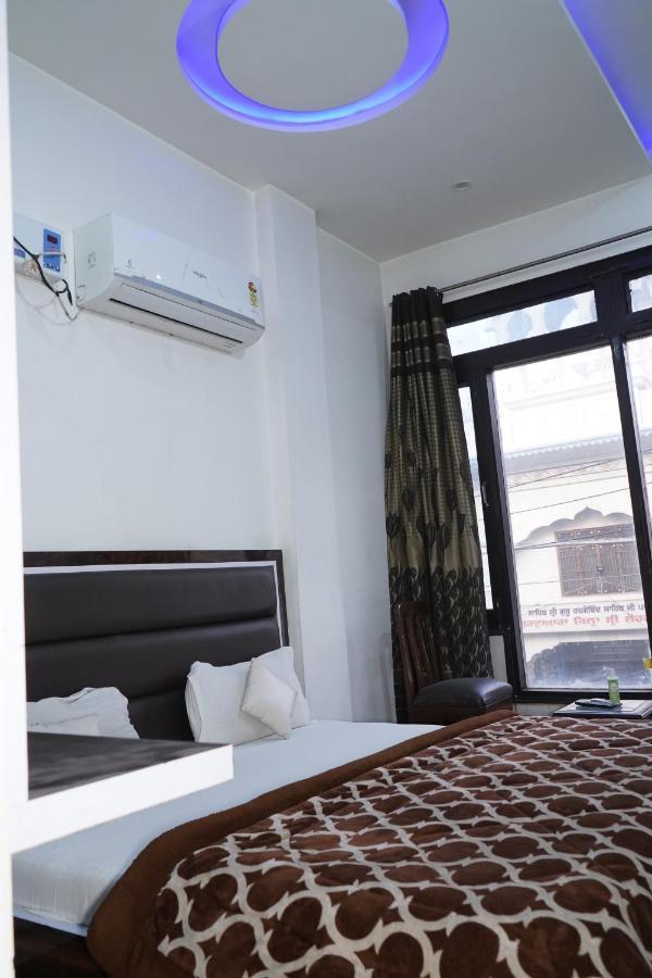 אמריצר Shiv Shankar Guest House מראה חיצוני תמונה