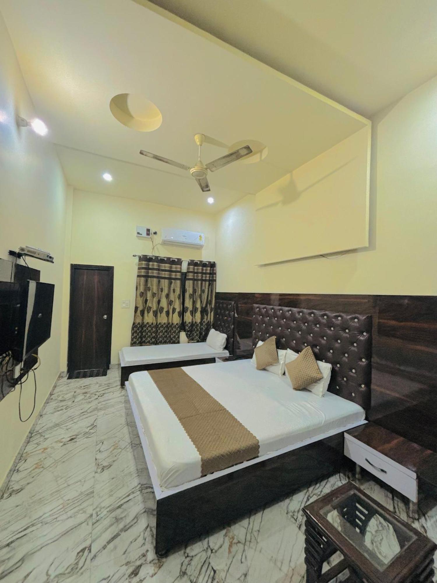 אמריצר Shiv Shankar Guest House מראה חיצוני תמונה